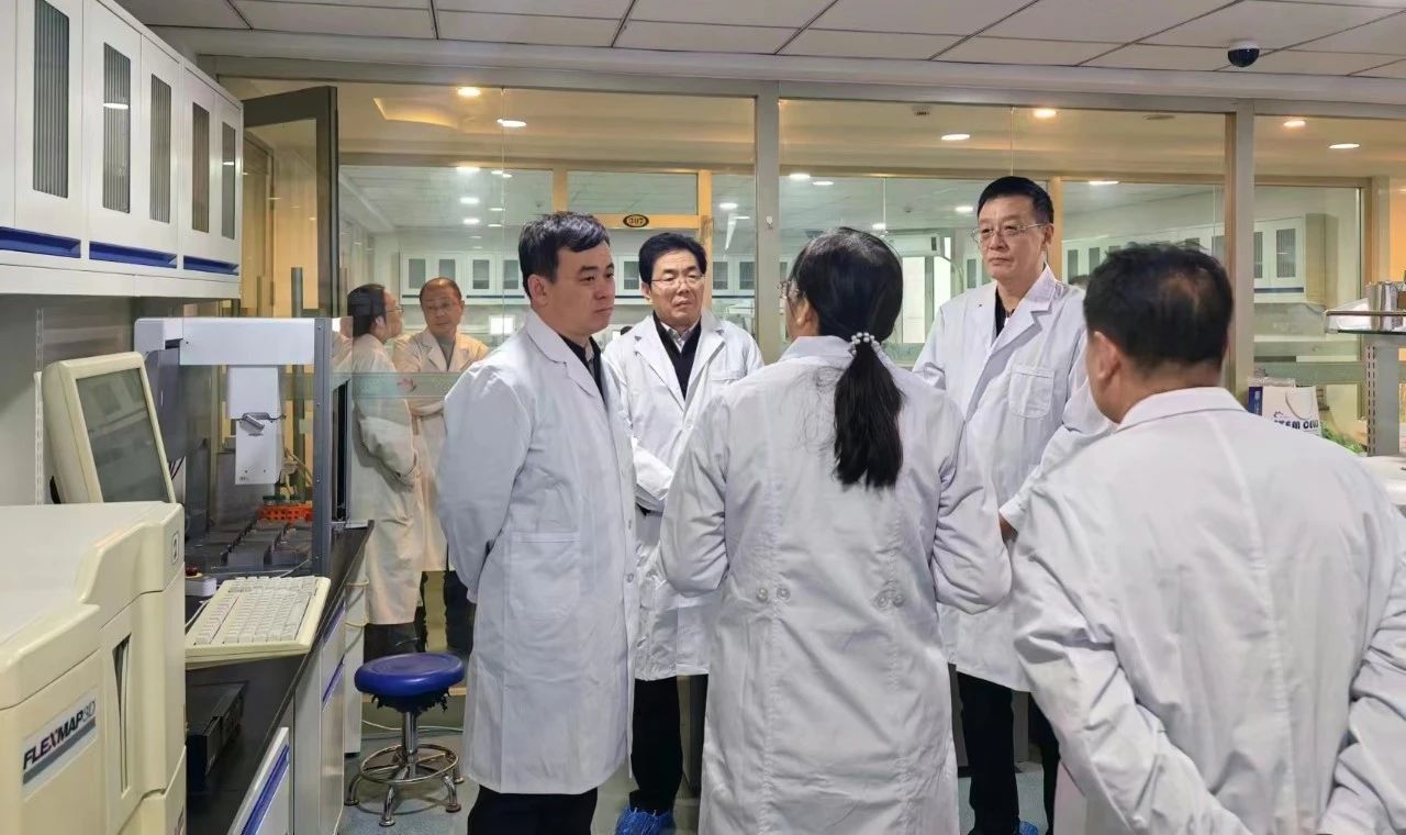 山東省日照市市委副書(shū)記、市長(zhǎng)王新生一行到吉林中科調(diào)研