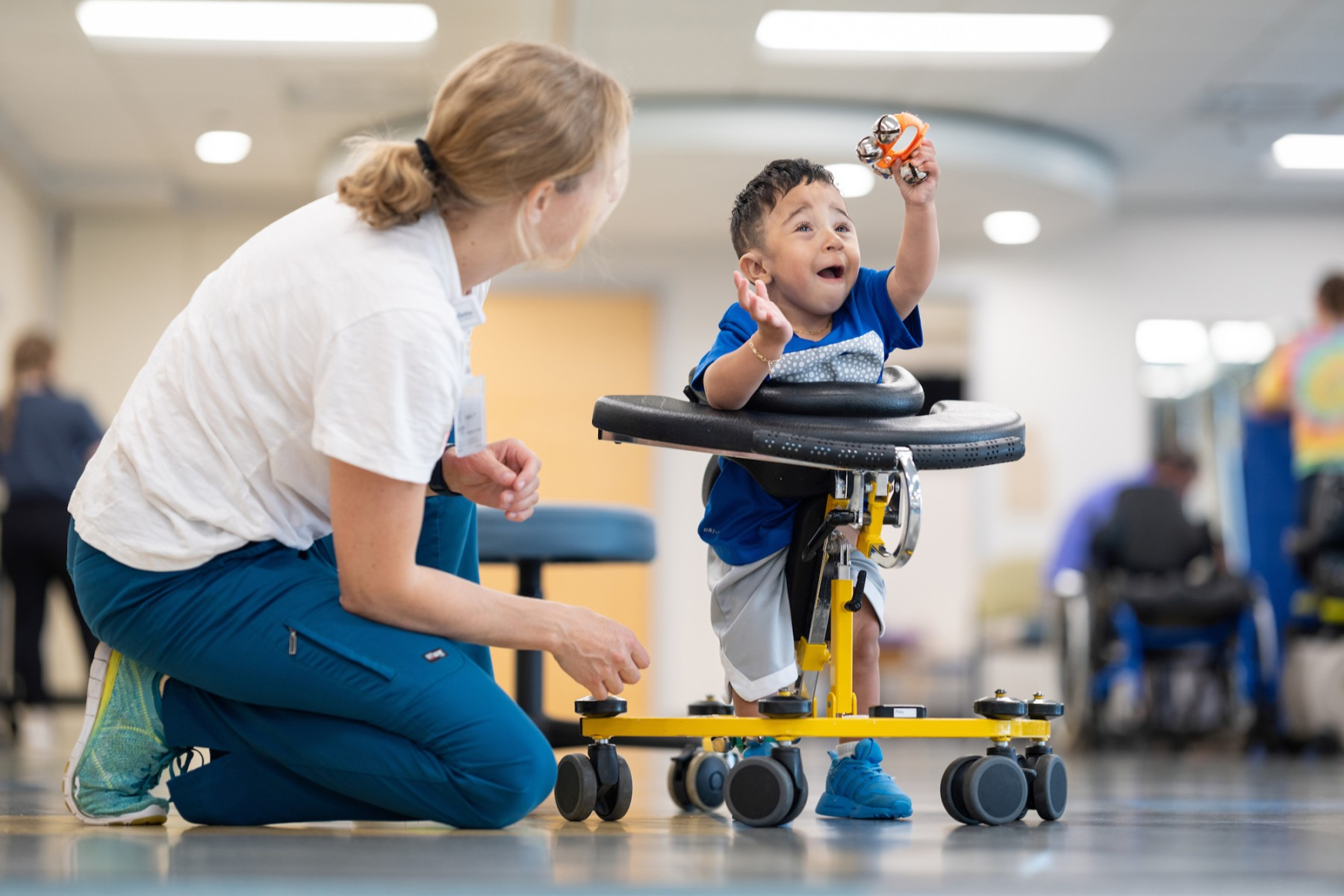 從嬰幼兒到成人：干細(xì)胞療法適用于哪些年齡段的腦癱患者？